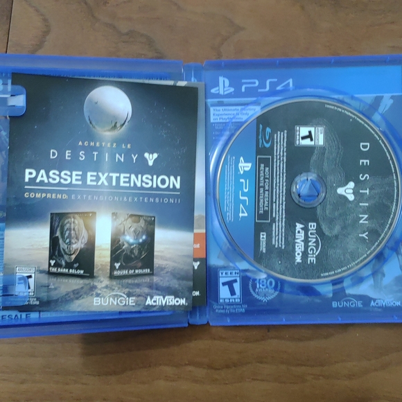 PS4 Destiny Game - Picture 2 of 4